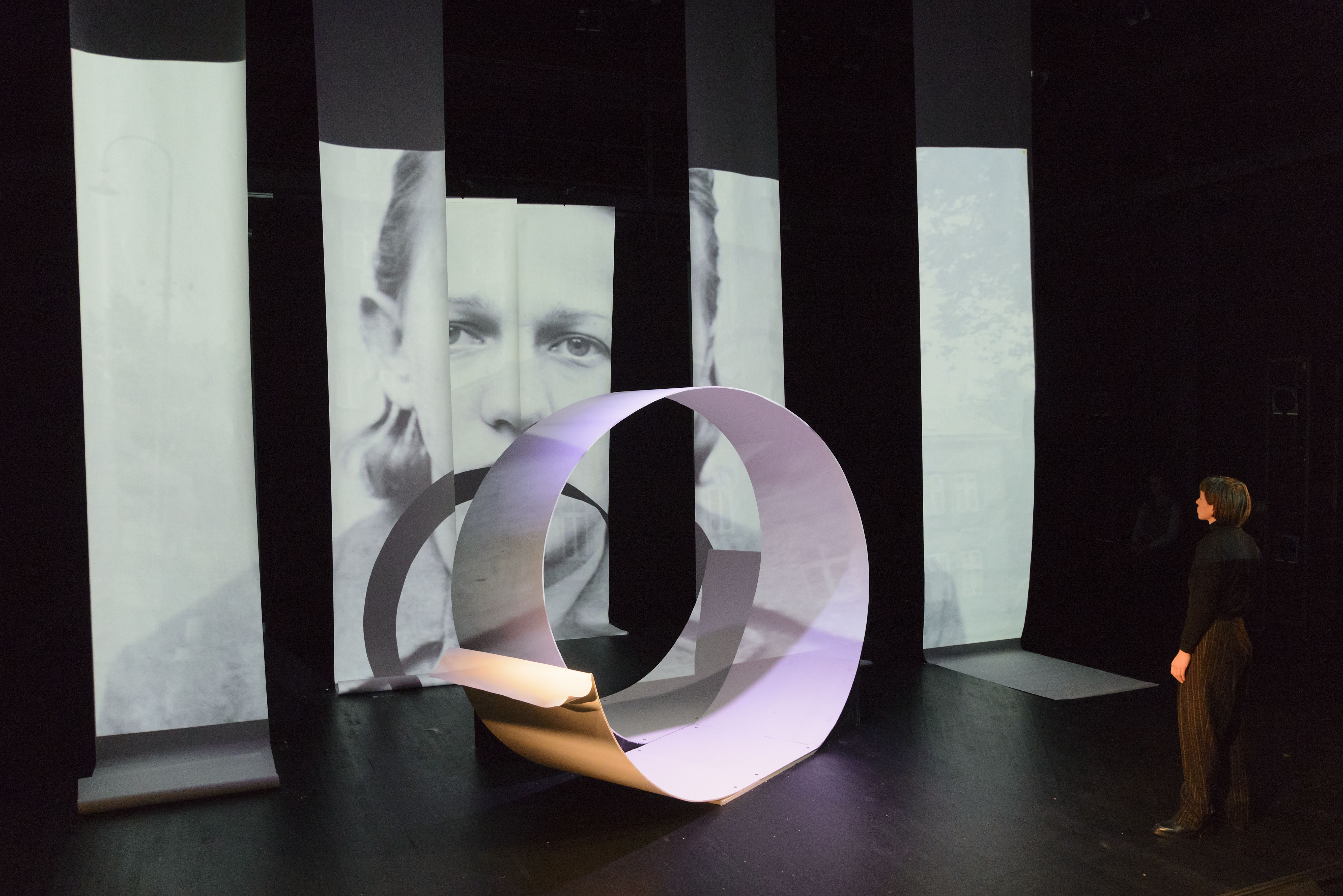 Anfang - kein Ende | Ein Lüneburger Rechercheprojekt zum ersten Bergen-Belsen-Prozess und dem letzten großen Auschwitz-Prozess um Oskar Gröning, Foto: Nicolai Stephan.