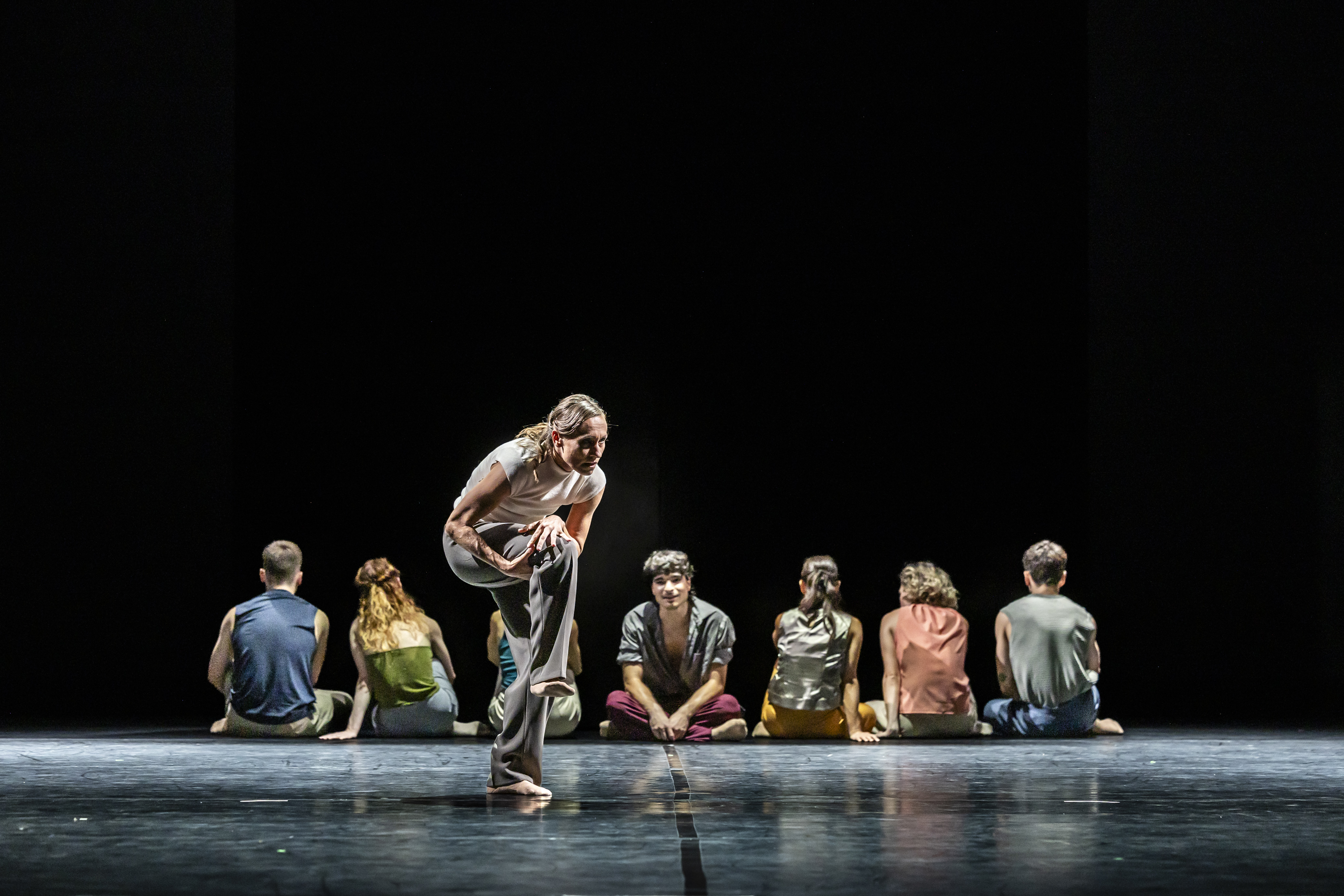 inner symphonies >< SACRE | Tanzabend von Georg Reischl und Olaf Schmidt Theater Lüneburg, Foto: Jochen Quast