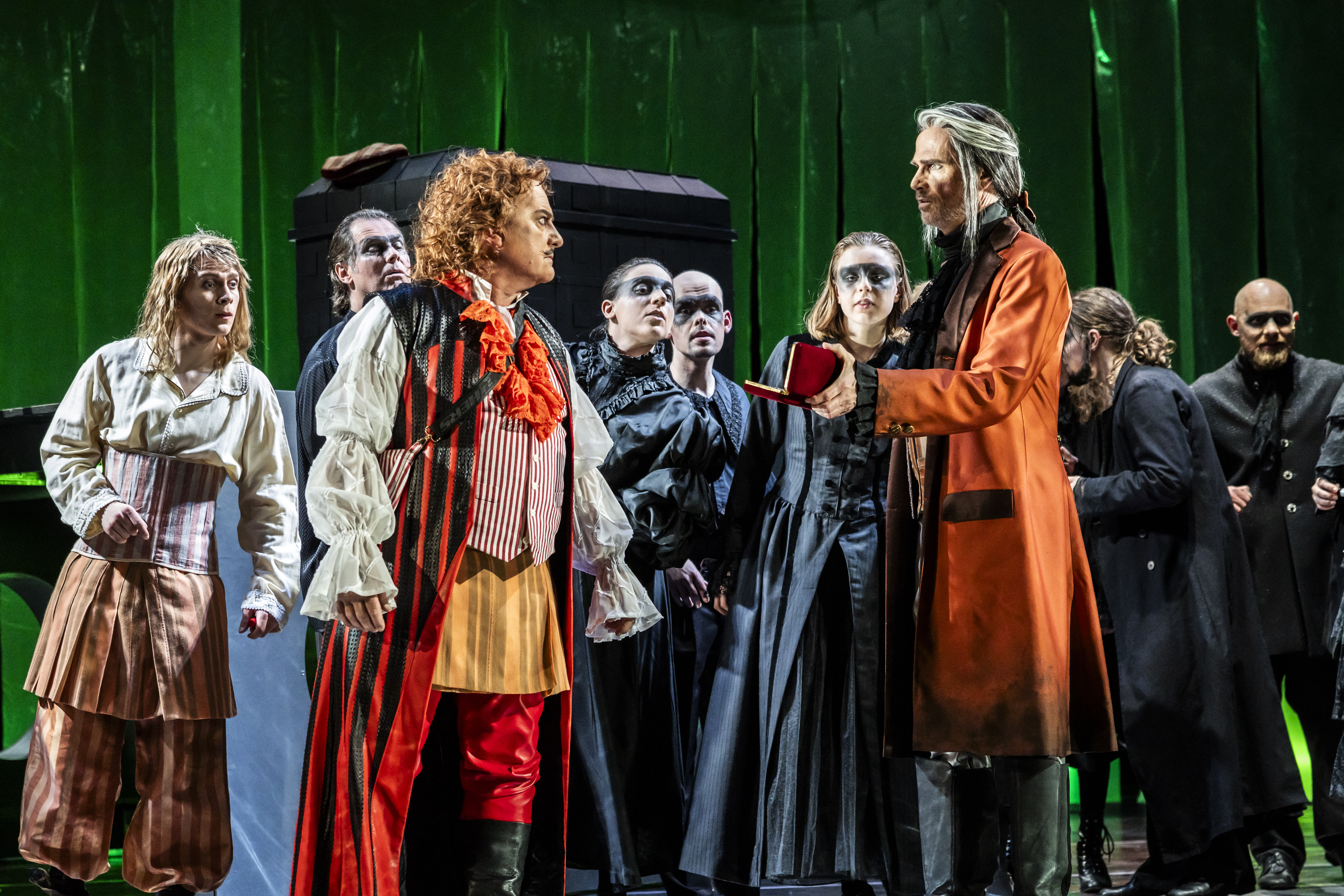 Sweeney Todd |Der teuflische Barbier aus der Fleet Street | Ein Musical-Thriller von Stephen Sondheim, Hugh Wheelerund Christopher Bond | Deutsche Fassung von Wilfried Steiner und Roman Hinze im Theater Lüneburg, Foto: Jochen Quast