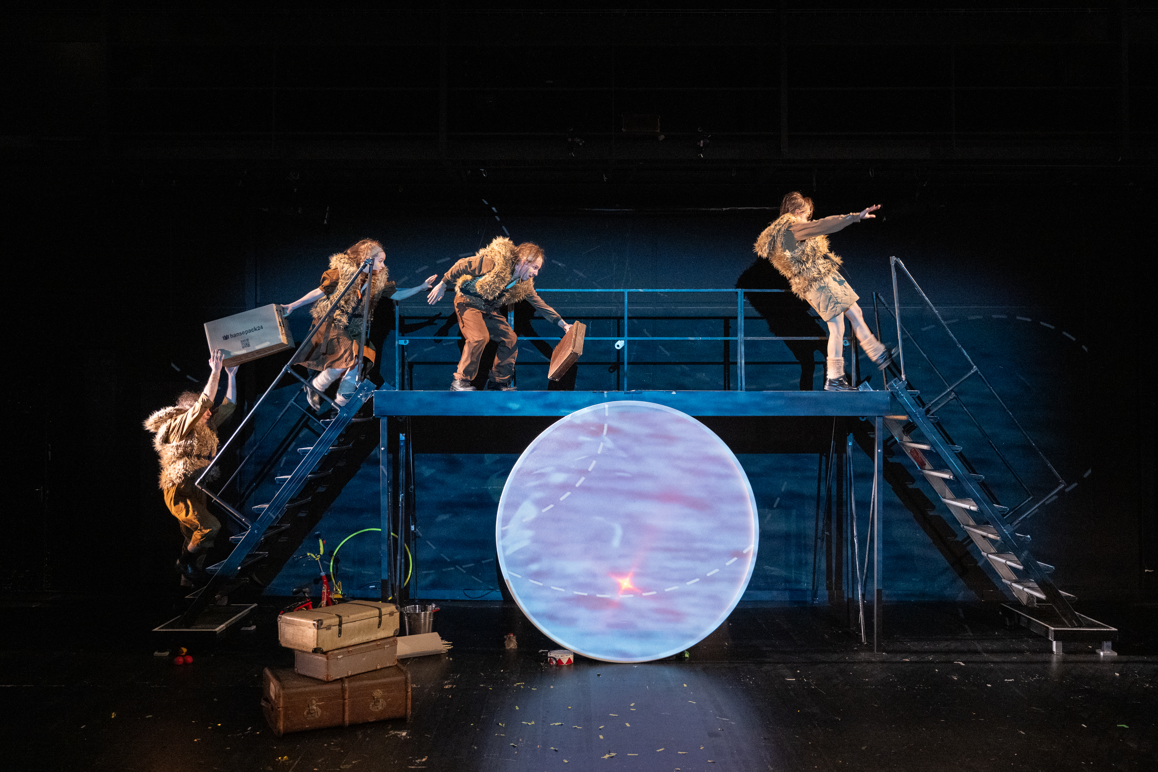 Löwenherzen | Schauspiel von Nino Haratischwili | 10+  im Theater Lüneburg, Foto: G2 Baraniak