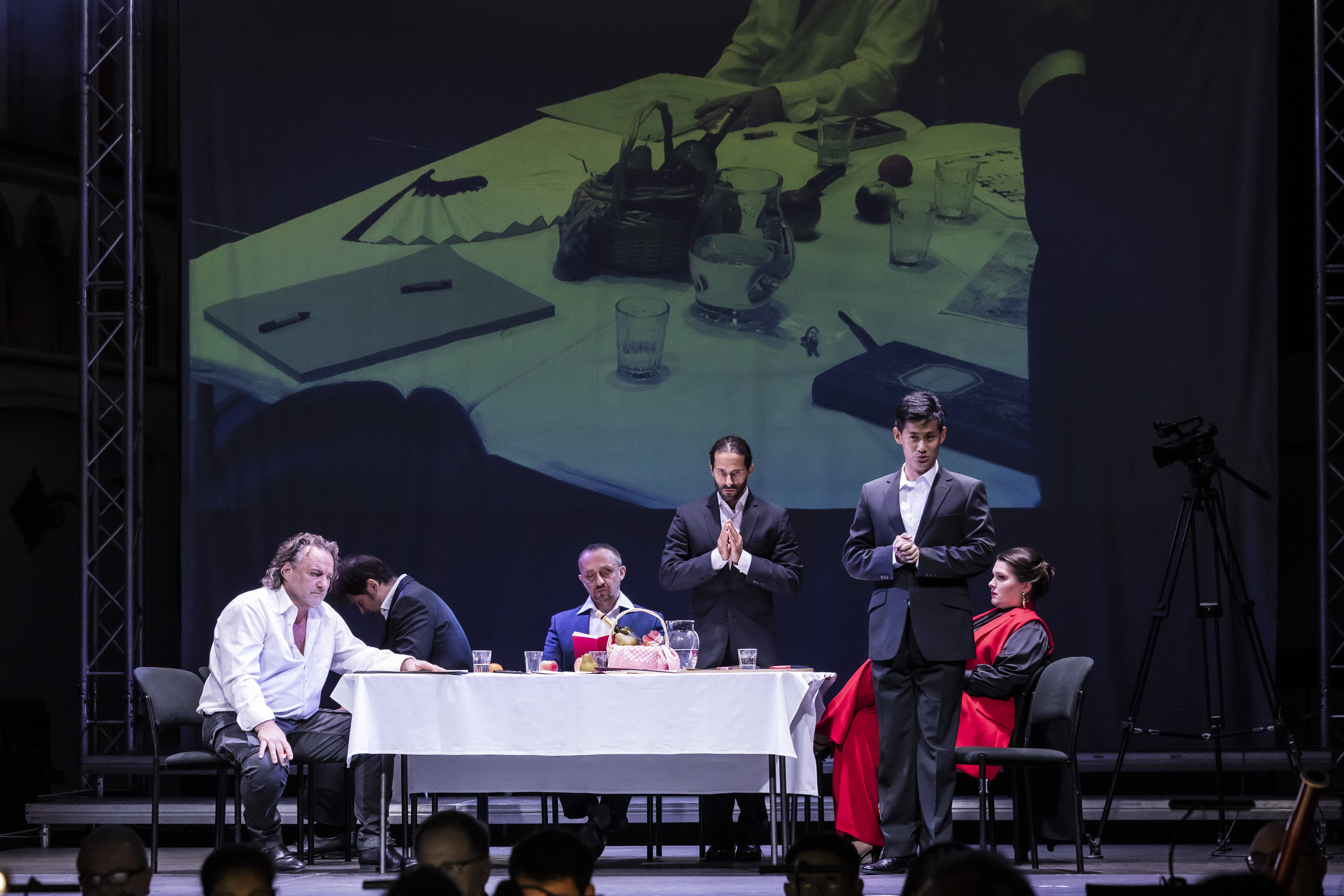 Tosca | Musikdrama in drei Akten von Giacomo Puccini am Theater Lüneburg, Foto: Jochen Quast Tosca | Musikdrama in drei Akten von Giacomo Puccini am Theater Lüneburg, Foto: Jochen Quast