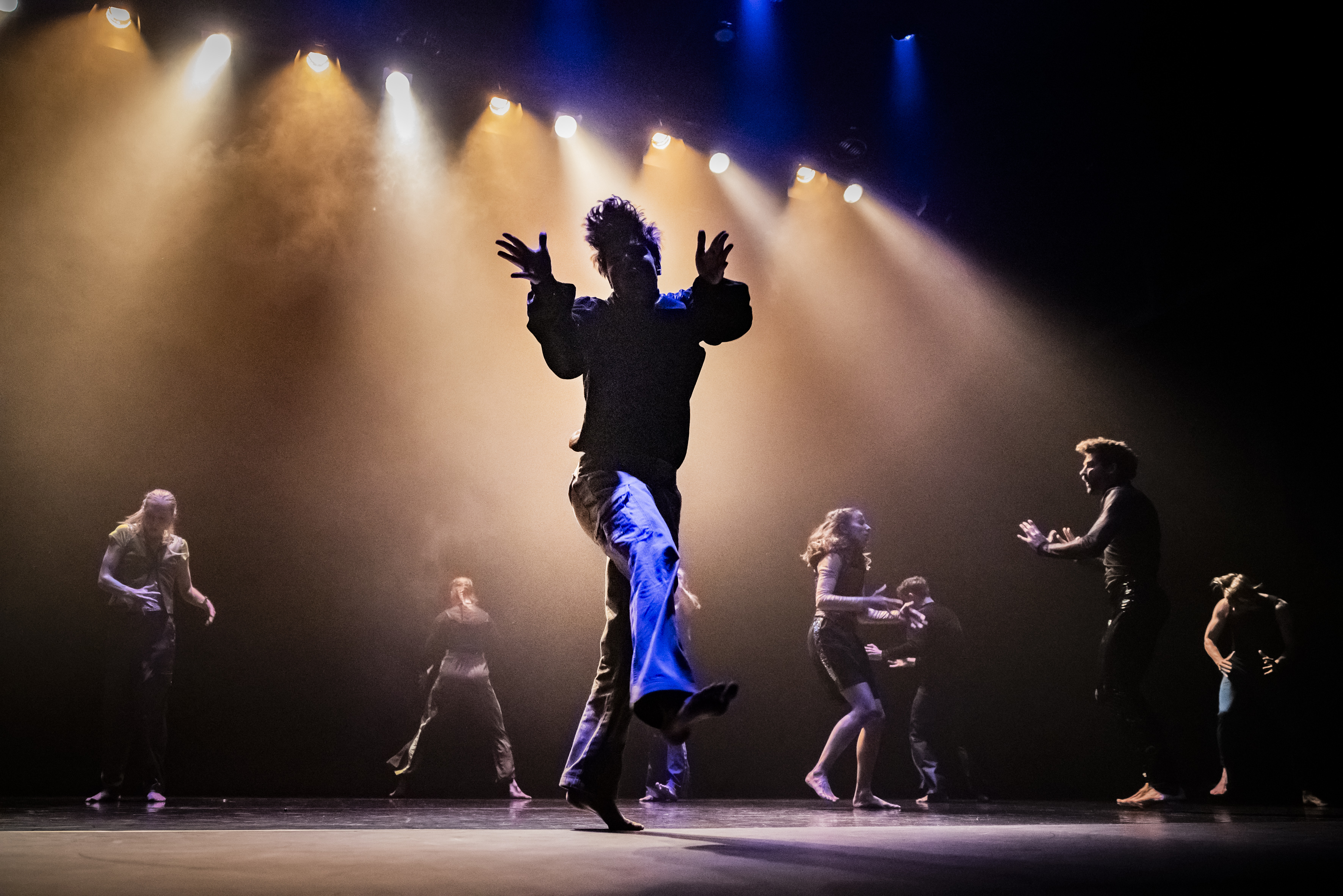 Restless| Tanzabend von Olaf Schmidt und Tiago Manquinho imTheater Lüneburg , Foto Jochen Quast   