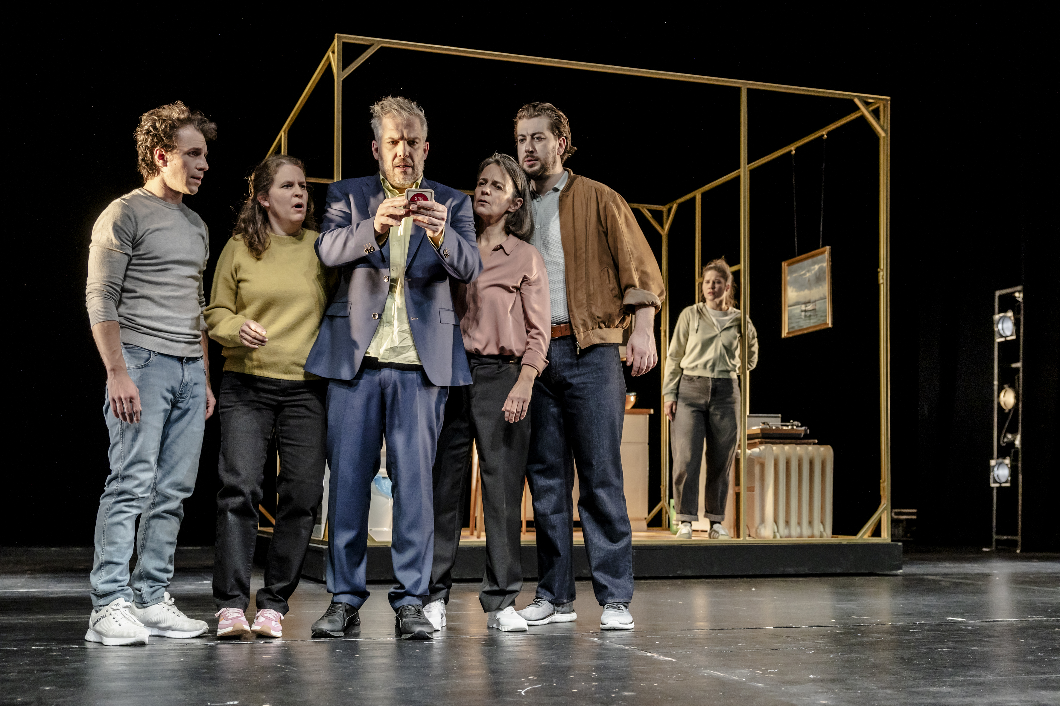 Amsterdam | Schauspiel von Maya Arad Yasur | Aus dem Hebräischen von Matthias Naumann, Foto: Jochen Quast Amsterdam | Schauspiel von Maya Arad Yasur | Aus dem Hebräischen von Matthias Naumann, Foto: Jochen Quast