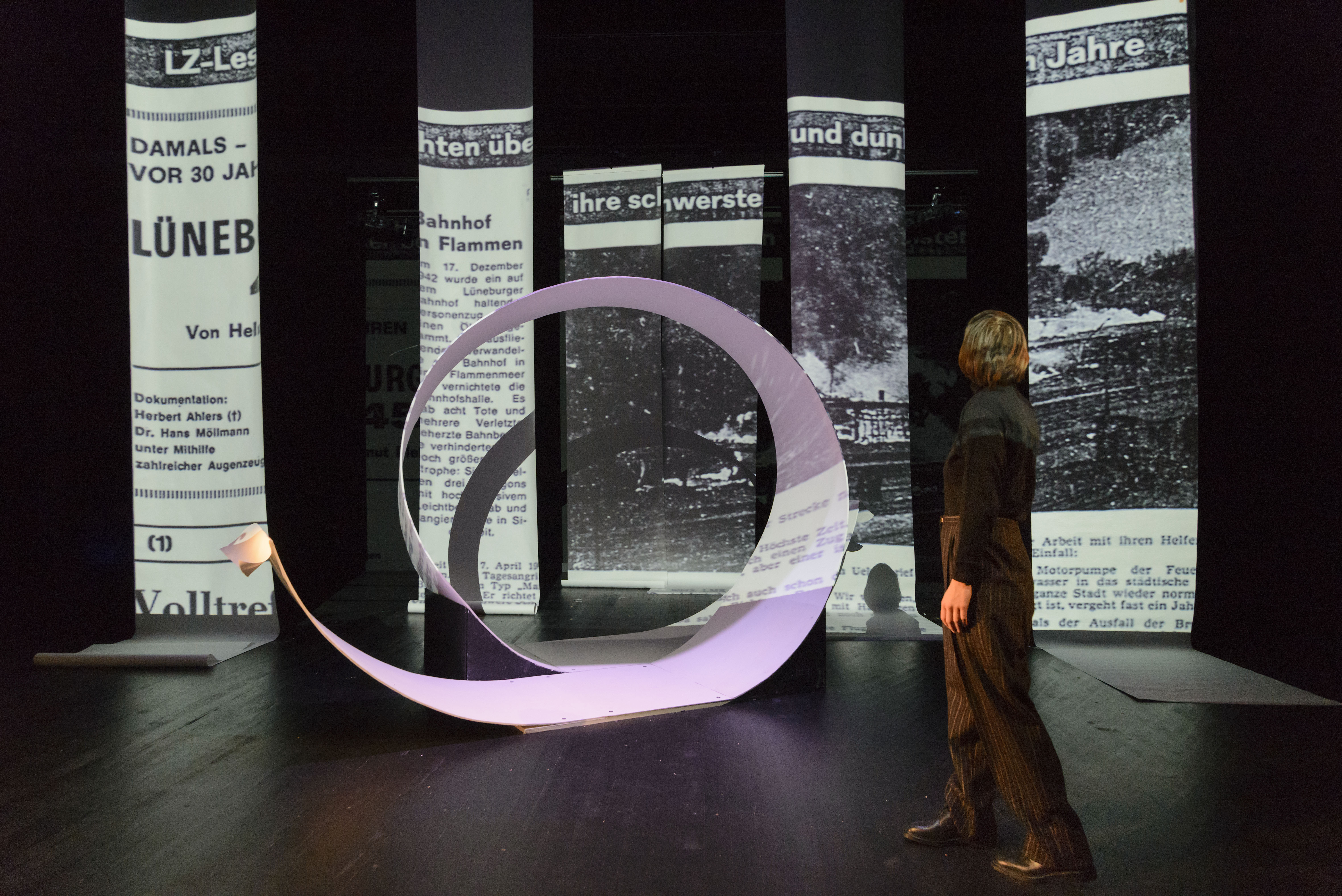 Anfang - kein Ende | Ein Lüneburger Rechercheprojekt zum ersten Bergen-Belsen-Prozess und dem letzten großen Auschwitz-Prozess um Oskar Gröning, Foto: Nicolai Stephan.