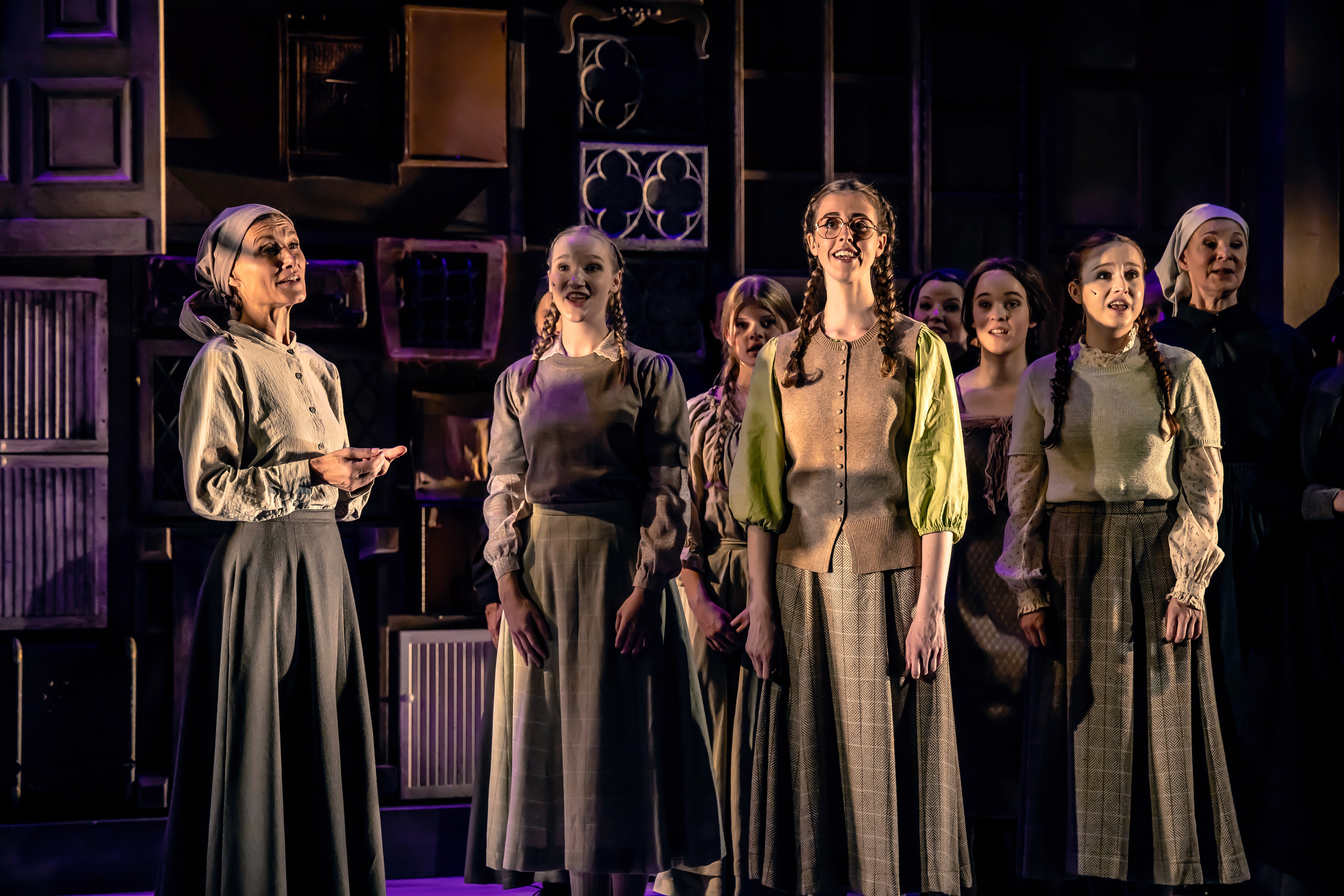 Anatevka | Fiddler on the Roof | Musical basierend auf den Geschichten von Scholem Alejchem, Foto: Marc Lontzek Anatevka | Fiddler on the Roof | Musical basierend auf den Geschichten von Scholem Alejchem, Foto: Marc Lontzek