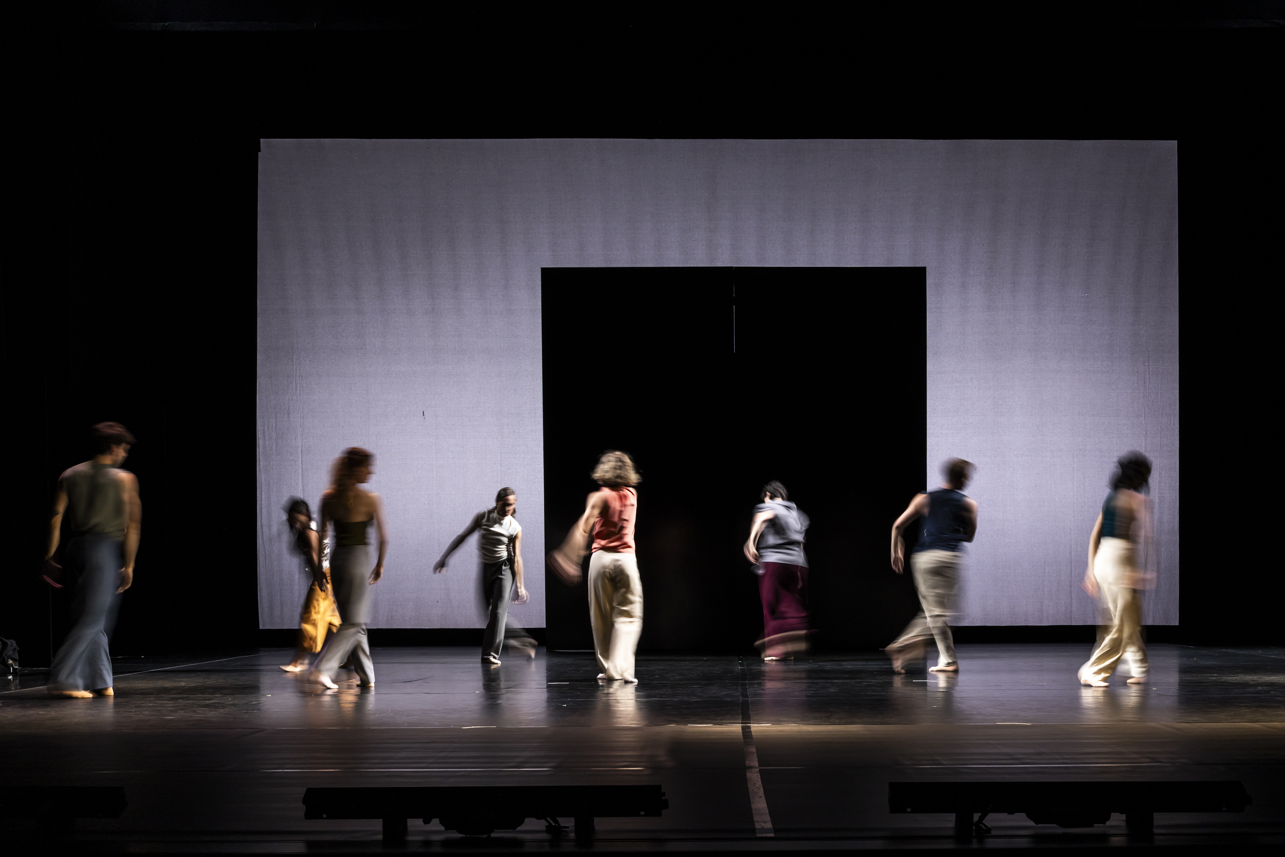 inner symphonies >< SACRE | Tanzabend von Georg Reischl und Olaf Schmidt Theater Lüneburg, Foto: Jochen Quast