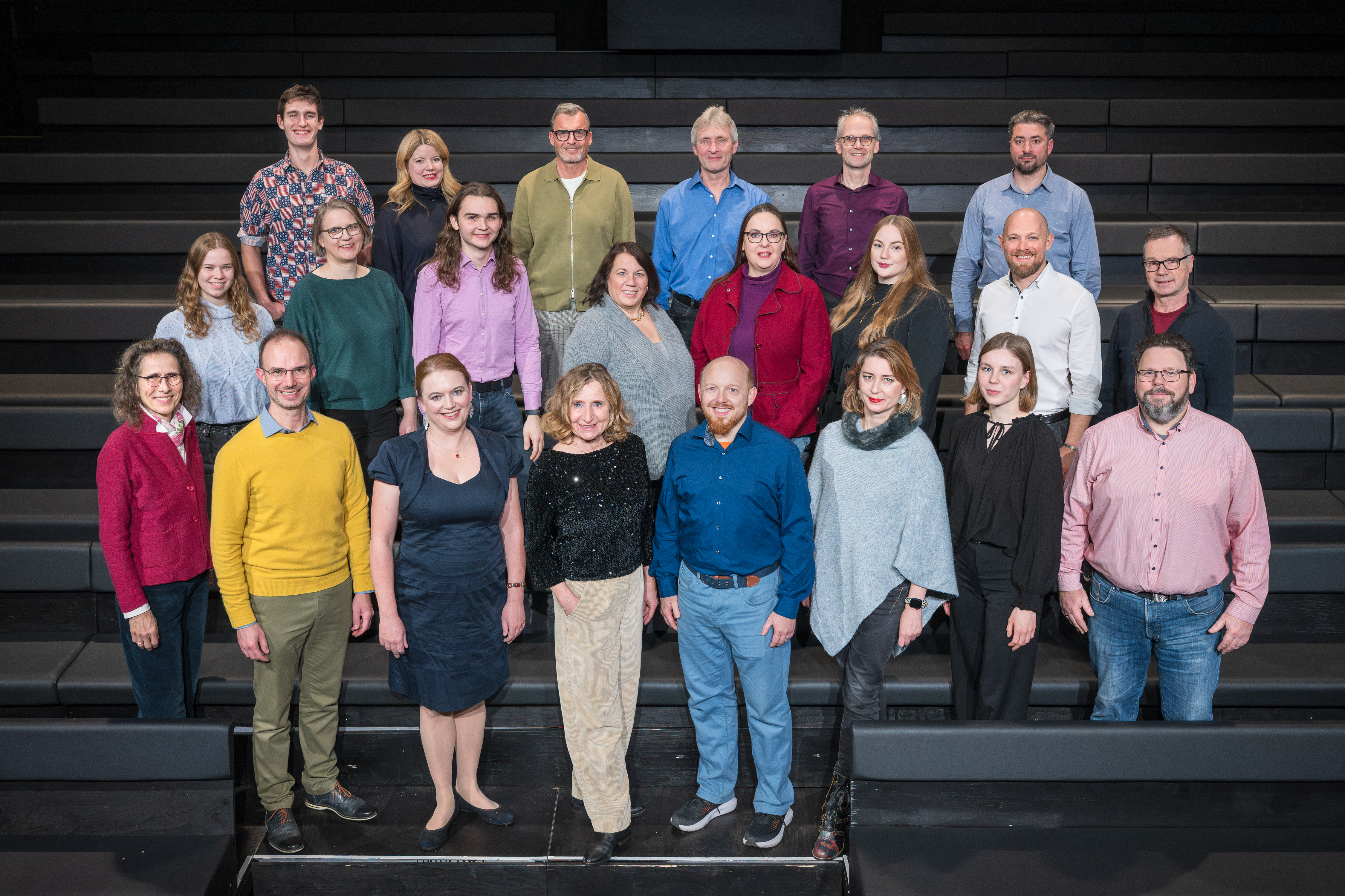 Die Damen und Herren des Extrachore vom Theater Lüneburg, Foto: G2 Baraniak