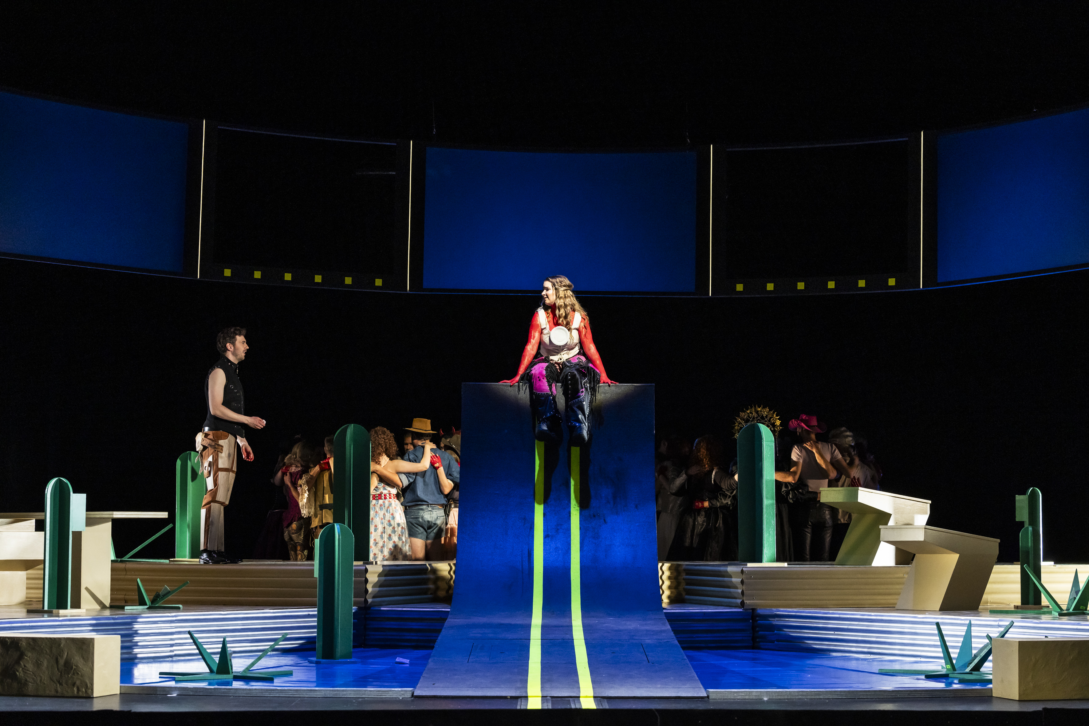"La Traviata -Eine Auferstehung", Oper von Giuseppe Verdi, Foto: Jochen Quast "La Traviata -Eine Auferstehung", Oper von Giuseppe Verdi, Foto: Jochen Quast