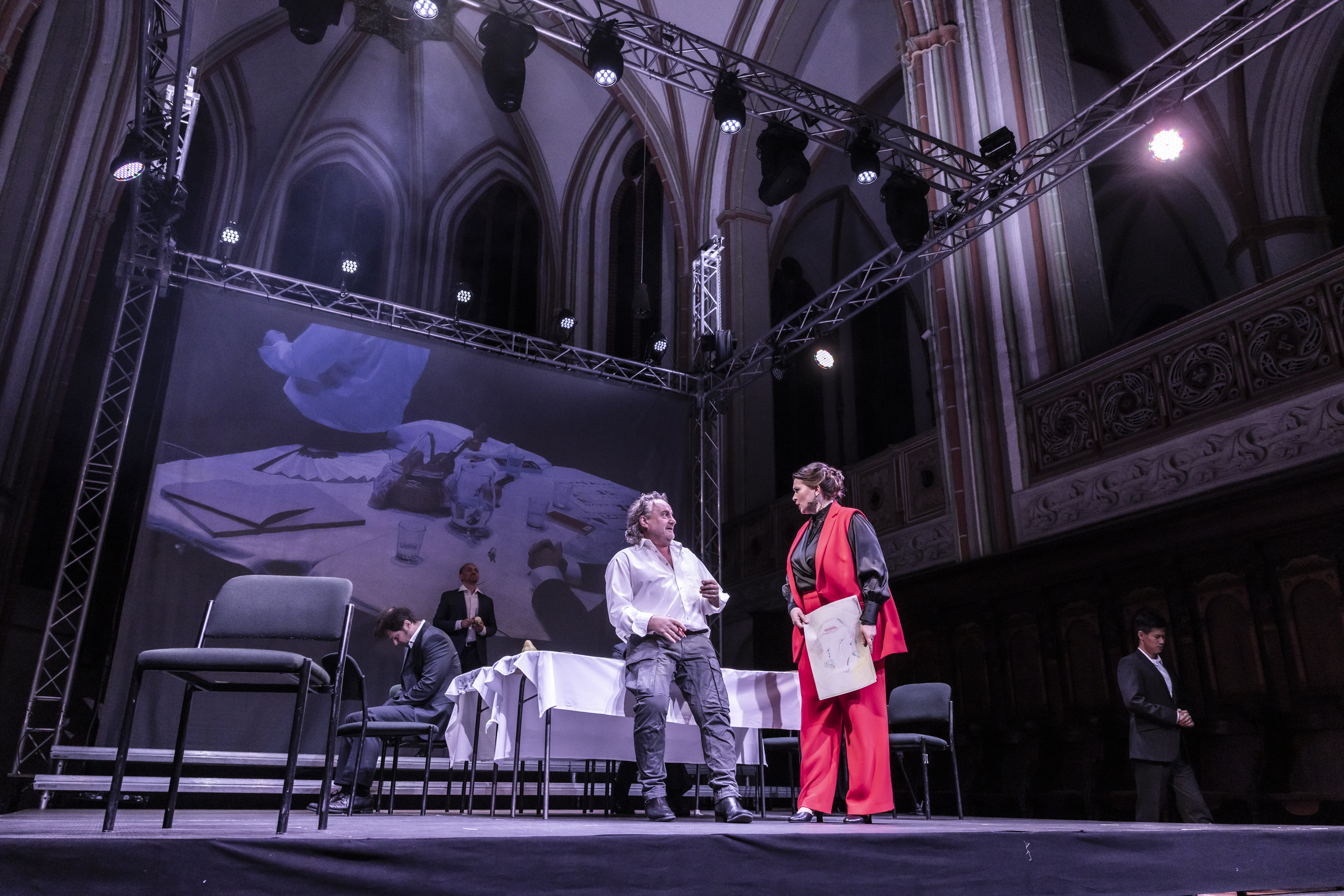 Tosca | Musikdrama in drei Akten von Giacomo Puccini am Theater Lüneburg, Foto: Jochen Quast Tosca | Musikdrama in drei Akten von Giacomo Puccini am Theater Lüneburg, Foto: Jochen Quast