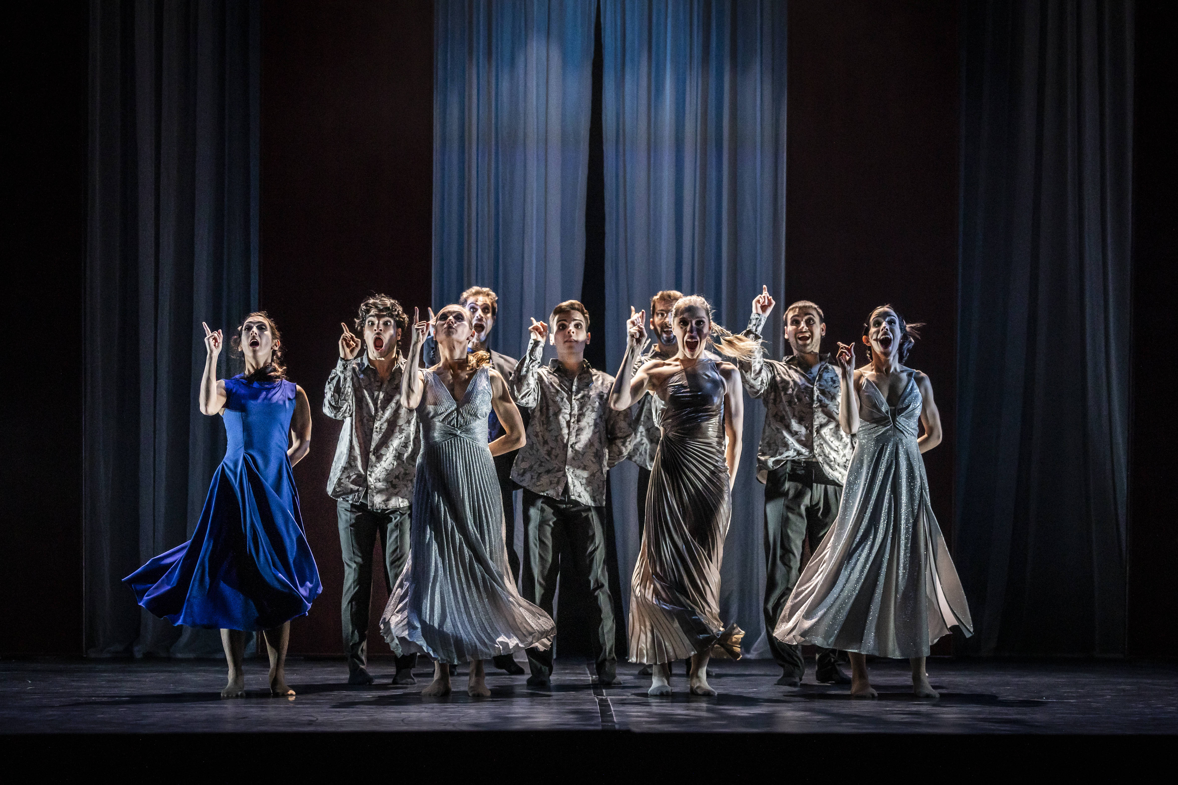 Und fiel in einen tiefen Schlaf im Theater Lüneburg, Foto: Jochen Quast Und fiel in einen tiefen Schlaf im Theater Lüneburg, Foto: Jochen Quast