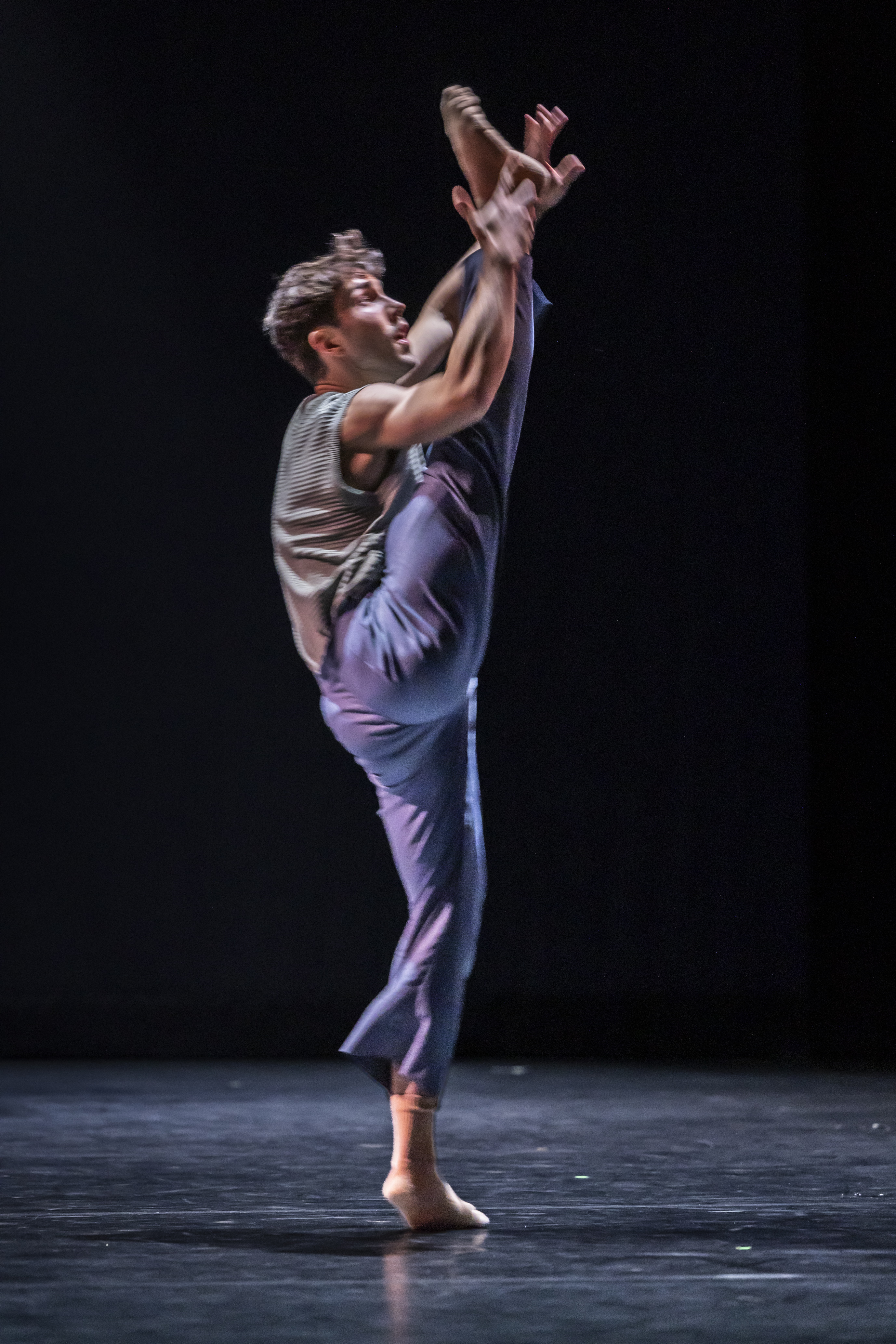 inner symphonies >< SACRE | Tanzabend von Georg Reischl und Olaf Schmidt Theater Lüneburg, Foto: Jochen Quast