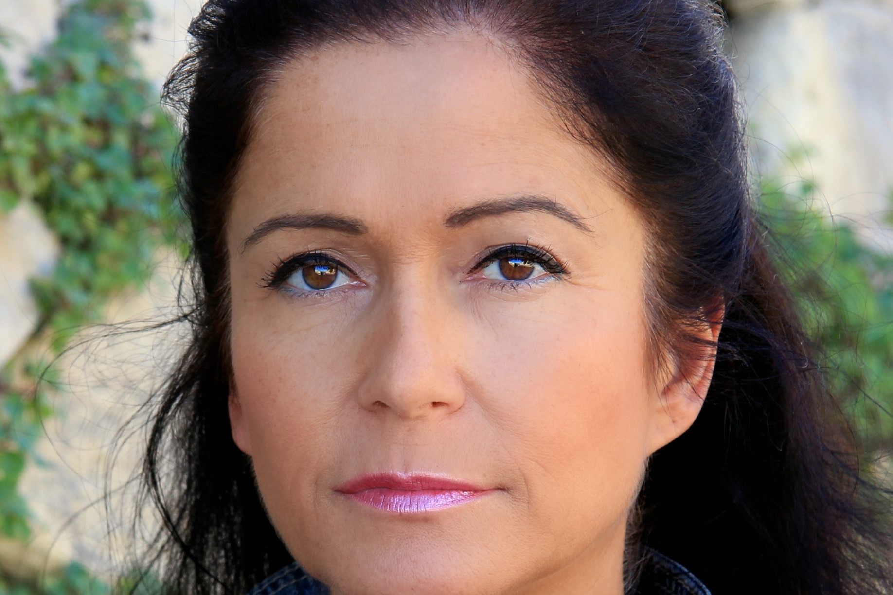 Susann Fabiero spielt die  Pauline Museau 