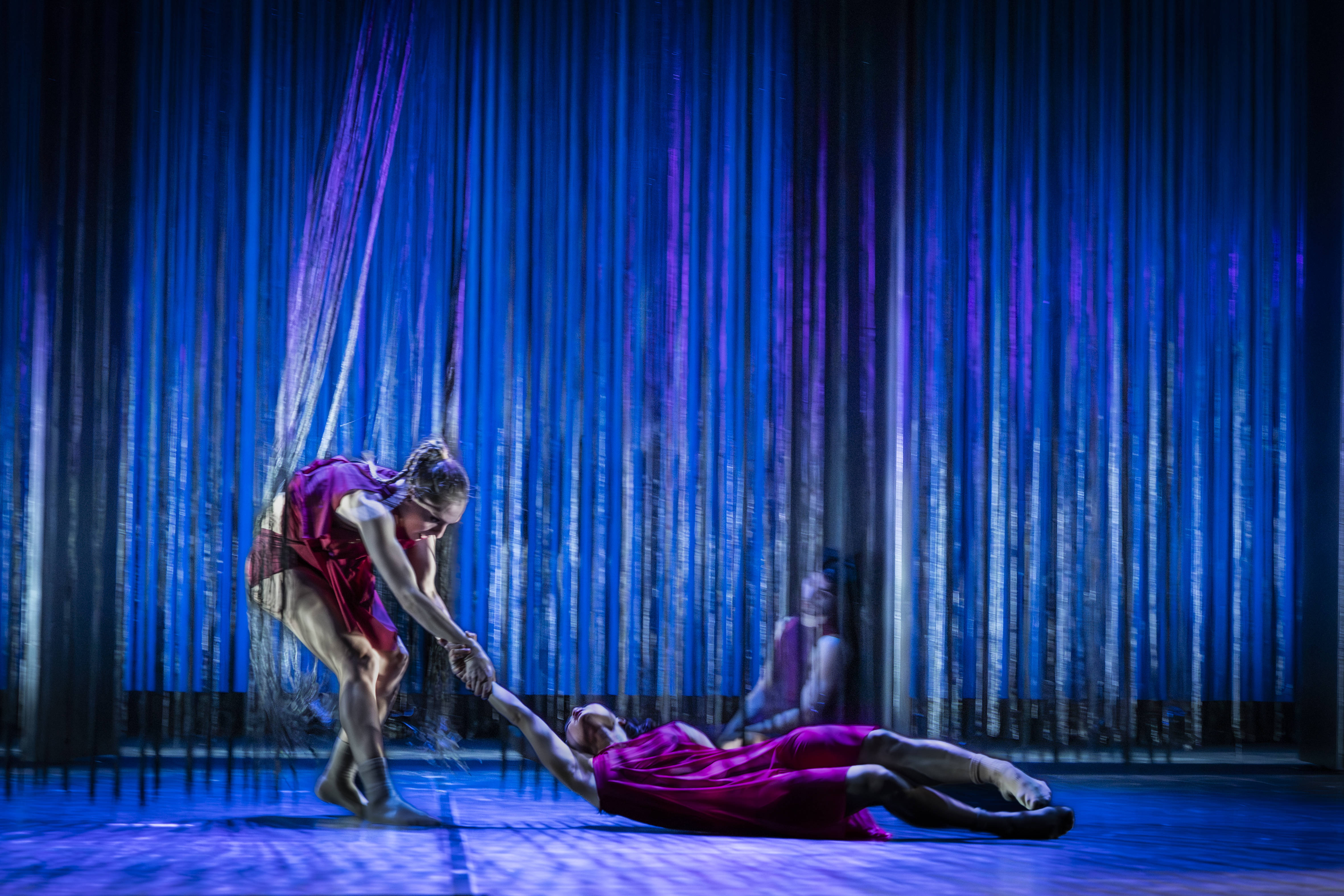 Und fiel in einen tiefen Schlaf im Theater Lüneburg, Foto: Jochen Quast Und fiel in einen tiefen Schlaf im Theater Lüneburg, Foto: Jochen Quast