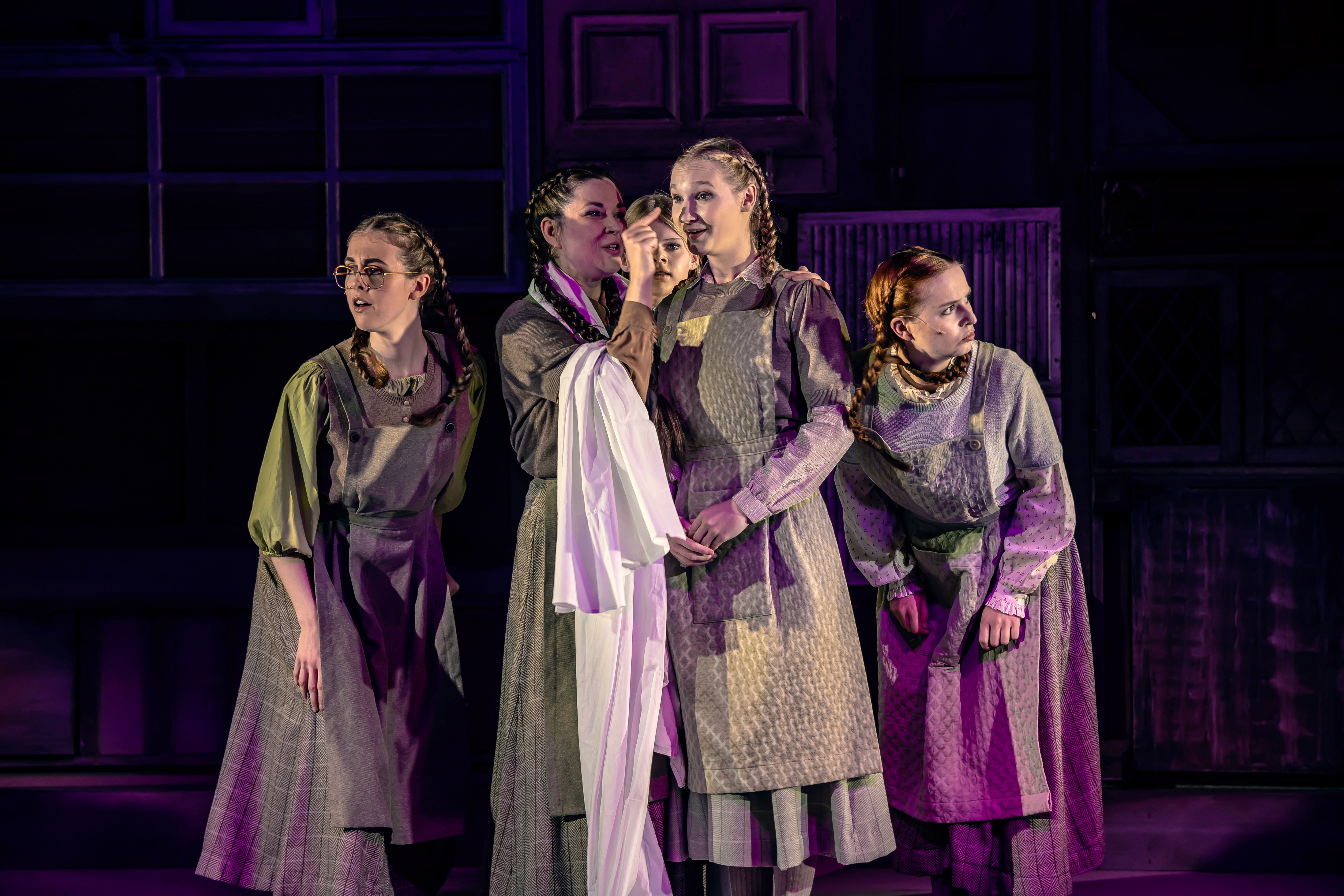 Anatevka | Fiddler on the Roof | Musical basierend auf den Geschichten von Scholem Alejchem, Foto: Marc Lontzek Anatevka | Fiddler on the Roof | Musical basierend auf den Geschichten von Scholem Alejchem, Foto: Marc Lontzek